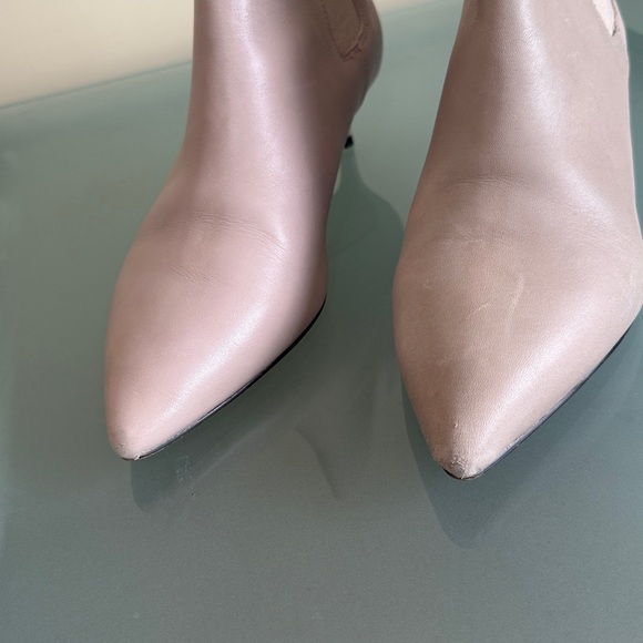 Banana Republic Boots Banana Republic Leather Kitten Heel Ankle Boots Size 9 - Picture 9 of 9